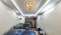 Phân lô, ô tô 7 chỗ Trần Quốc Hoàn 60m2 xây 5T, mặt tiền 4.2m giá chào 11.7 tỷ, khu dân trí cao